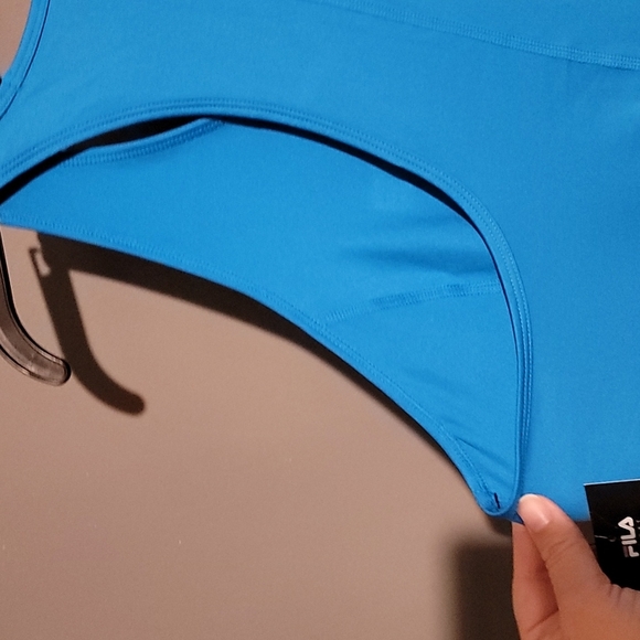 Fila Sport Women's Tank Top Racerback XL - Picture 4 of 4